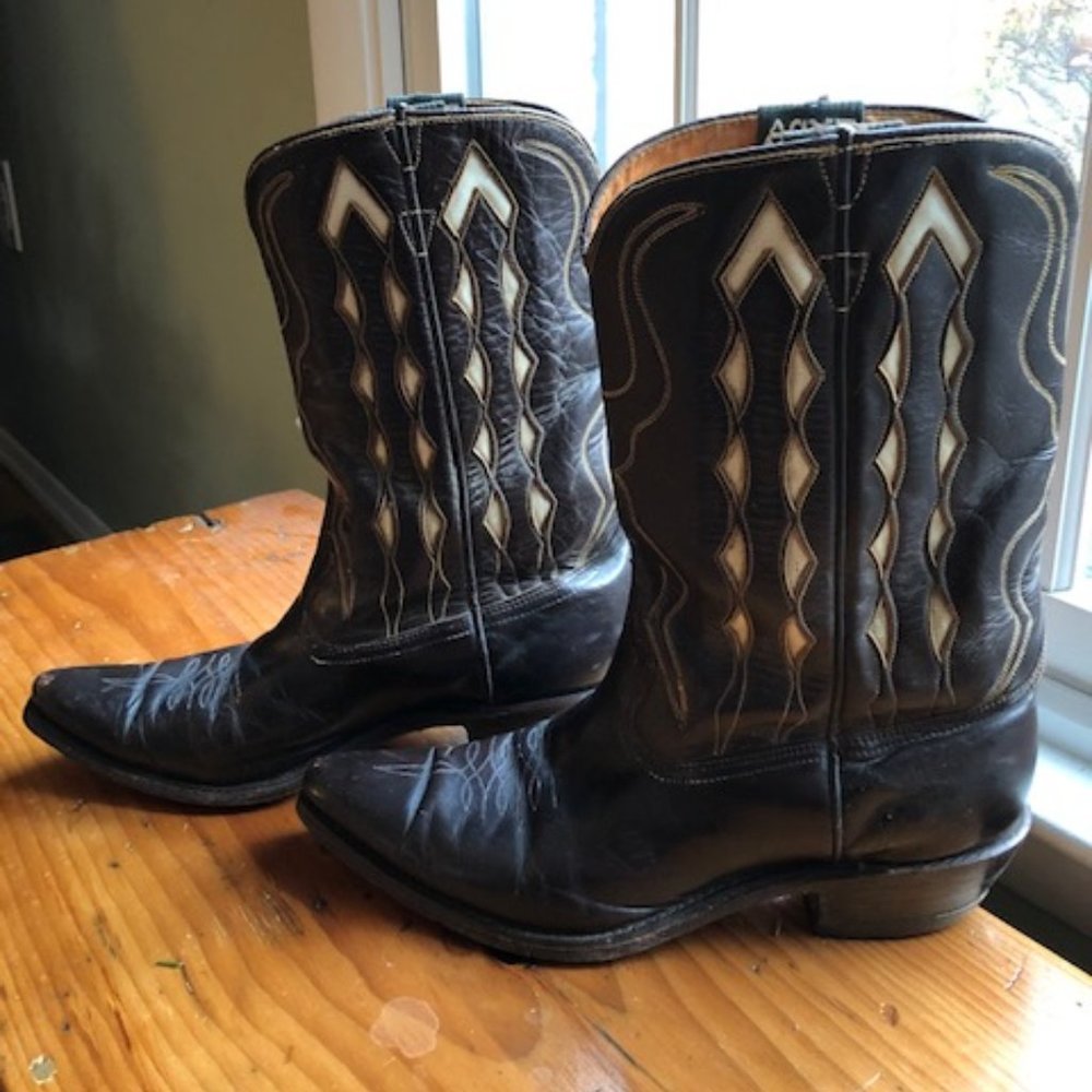 VINTAGE Rare -- Acme Women's cowgirl boots with cut-outs